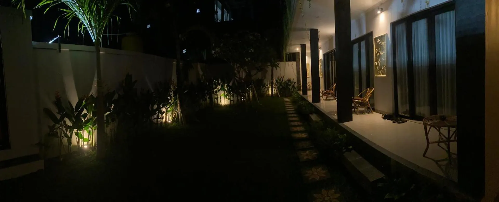 Queens Villa Seminyak  0*, Seminyak (Bali)